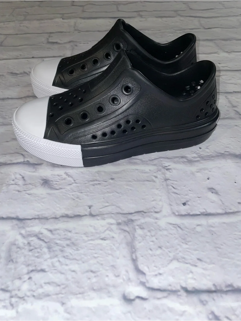 Converse Chuck Taylor All Star Play Lite CX. Black/White Size 4